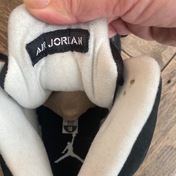 Air Jordan Oreos - Picture 7 of 7